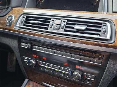 2015 BMW 750Li  M SPORT - Photo 18 - Lennox, CA 90304