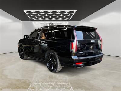2021 Cadillac Escalade Sport   - Photo 3 - Lennox, CA 90304