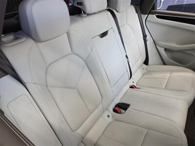 2020 Porsche Macan S - Photo 16 - Lennox, CA 90304