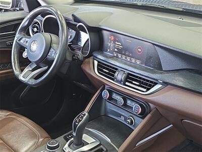 2020 Alfa Romeo Stelvio - Photo 17 - Lennox, CA 90304