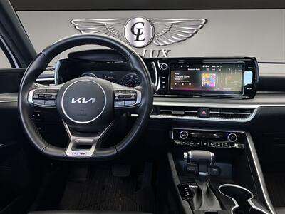 2022 Kia K5 GT-Line   - Photo 13 - Lennox, CA 90304