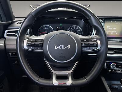 2022 Kia K5 GT-Line   - Photo 10 - Lennox, CA 90304