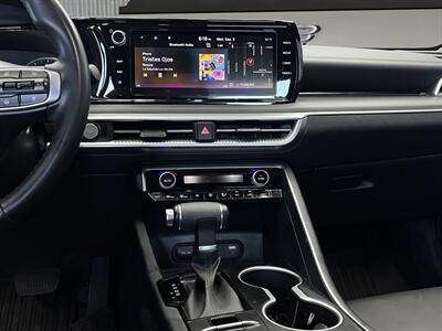 2022 Kia K5 GT-Line   - Photo 14 - Lennox, CA 90304