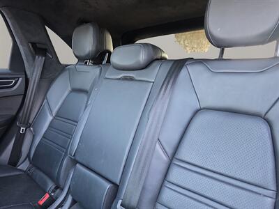 2021 Porsche Cayenne GTS   - Photo 12 - Lennox, CA 90304