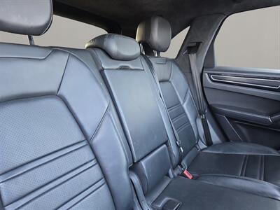 2021 Porsche Cayenne GTS   - Photo 16 - Lennox, CA 90304