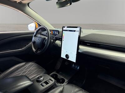 2022 Ford Mustang Mach-E Select - Photo 16 - Lennox, CA 90304