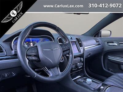 2021 Chrysler 300 Series S V8   - Photo 16 - Lennox, CA 90304