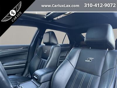 2021 Chrysler 300 Series S V8   - Photo 10 - Lennox, CA 90304