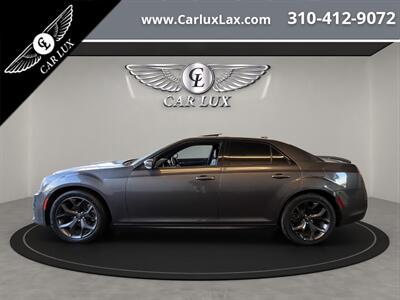 2021 Chrysler 300 Series S V8   - Photo 4 - Lennox, CA 90304