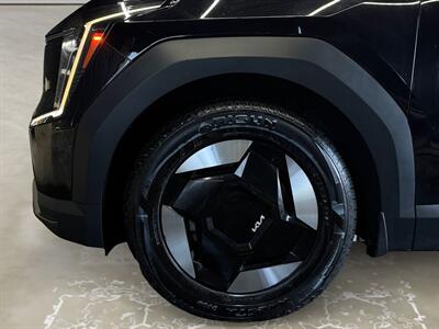 2024 Kia EV9 Wind - Photo 14 - Lennox, CA 90304