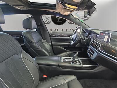2018 BMW 750i   - Photo 14 - Lennox, CA 90304