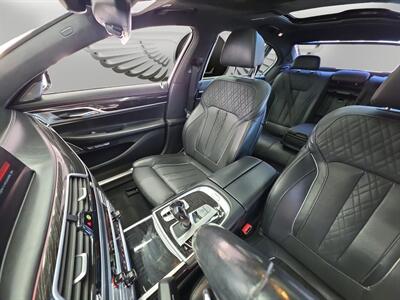 2018 BMW 750i   - Photo 10 - Lennox, CA 90304