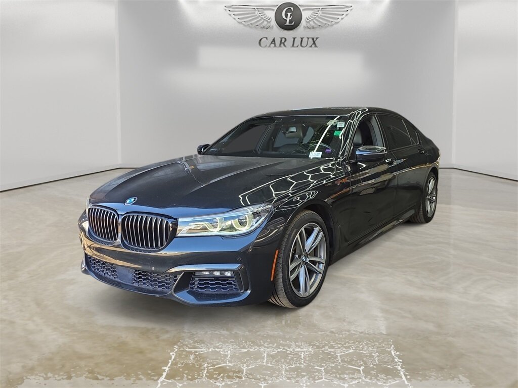 2018 BMW 750i   - Photo 1 - Lennox, CA 90304