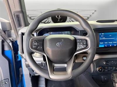 2022 Ford Bronco - Photo 12 - Lennox, CA 90304