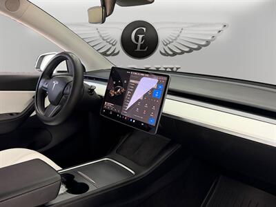 2021 Tesla Model Y Long Range   - Photo 17 - Lennox, CA 90304