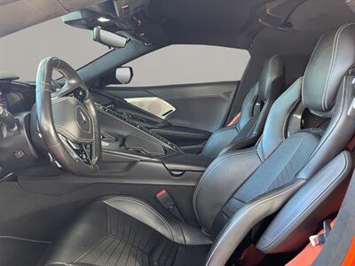 2020 Chevrolet Corvette Stingray 3LT   - Photo 12 - Lennox, CA 90304