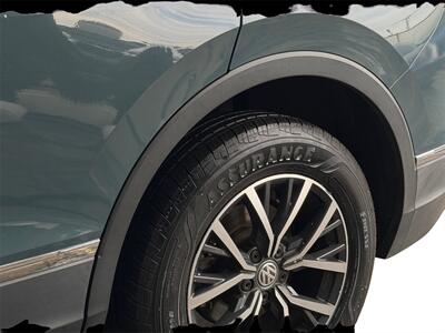 2020 Volkswagen Tiguan 2.0T SE - Photo 14 - Lennox, CA 90304