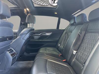 2020 BMW 750i xDrive  M SPORT - Photo 12 - Lennox, CA 90304