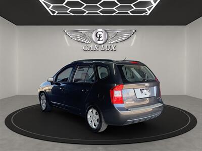 2008 Kia Rondo LX   - Photo 5 - Lennox, CA 90304