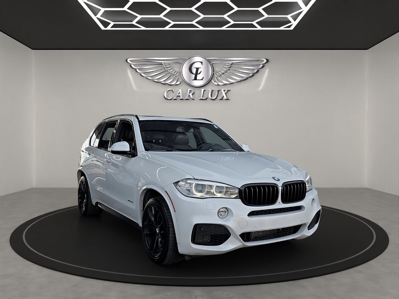 2014 BMW X5 xDrive50i M SPORT - Photo 1 - Lennox, CA 90304
