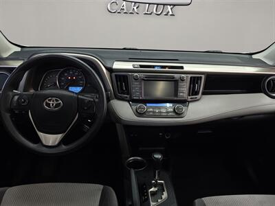 2015 Toyota RAV4 XLE   - Photo 14 - Lennox, CA 90304