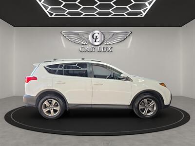 2015 Toyota RAV4 XLE   - Photo 8 - Lennox, CA 90304