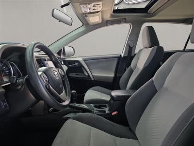 2015 Toyota RAV4 XLE   - Photo 9 - Lennox, CA 90304