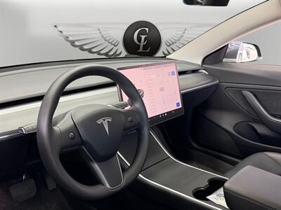 2020 Tesla Model 3 Long Range   - Photo 16 - Lennox, CA 90304