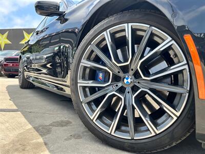 2021 BMW 750i xDrive  M SPORT - Photo 3 - Lennox, CA 90304