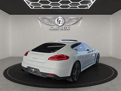 2015 Porsche Panamera 2   - Photo 8 - Lennox, CA 90304