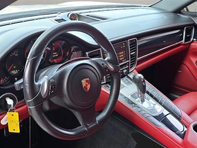 2015 Porsche Panamera 2   - Photo 13 - Lennox, CA 90304