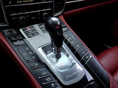 2015 Porsche Panamera 2   - Photo 20 - Lennox, CA 90304