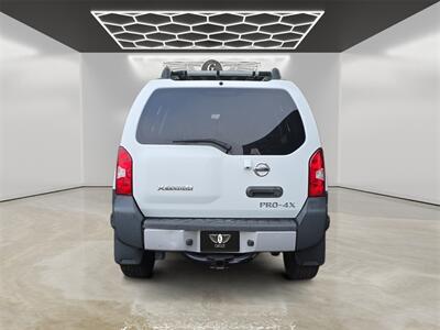 2014 Nissan Xterra PRO-4X   - Photo 4 - Lennox, CA 90304