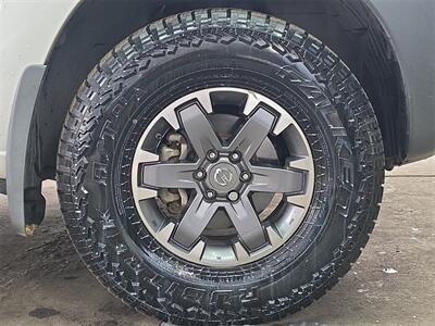 2014 Nissan Xterra PRO-4X   - Photo 16 - Lennox, CA 90304