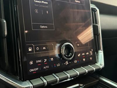 2024 GMC Acadia Denali   - Photo 24 - Lennox, CA 90304