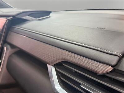 2024 GMC Acadia Denali   - Photo 18 - Lennox, CA 90304