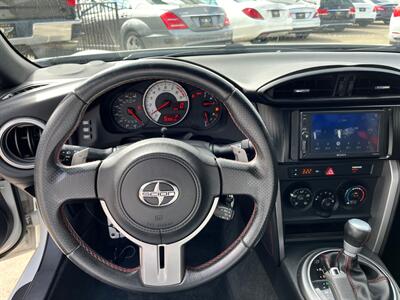 2014 Scion FR-S   - Photo 23 - Lennox, CA 90304