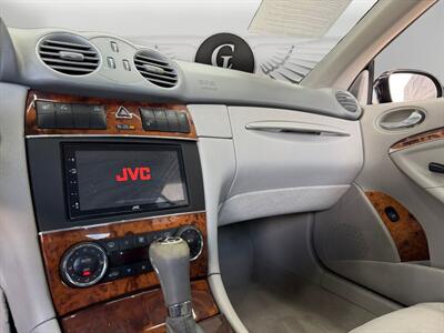 2005 Mercedes-Benz CLK CLK 500 Base - Photo 11 - Lennox, CA 90304