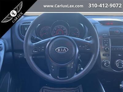 2013 Kia Forte EX   - Photo 11 - Lennox, CA 90304