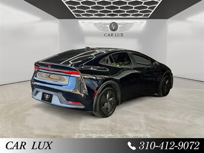 2024 Toyota Prius LE   - Photo 5 - Lennox, CA 90304