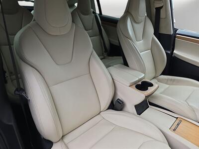 2018 Tesla Model X 75D   - Photo 29 - Lennox, CA 90304