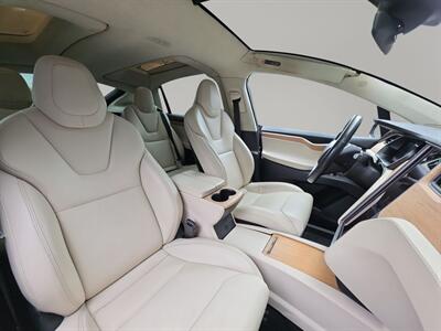 2018 Tesla Model X 75D   - Photo 27 - Lennox, CA 90304