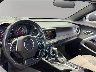 2018 Chevrolet Camaro 2LT 2LT   - Photo 15 - Lennox, CA 90304