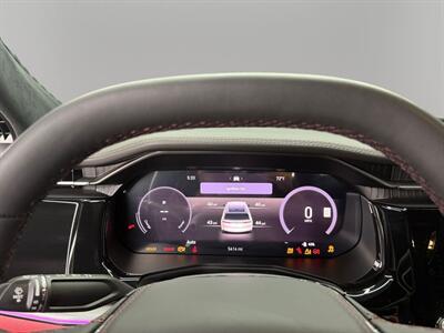 2025 Jeep Wagoneer S Launch Edition   - Photo 28 - Lennox, CA 90304