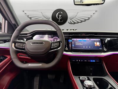 2025 Jeep Wagoneer S Launch Edition   - Photo 10 - Lennox, CA 90304