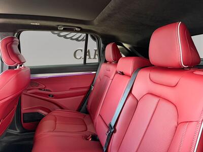 2025 Jeep Wagoneer S Launch Edition   - Photo 13 - Lennox, CA 90304