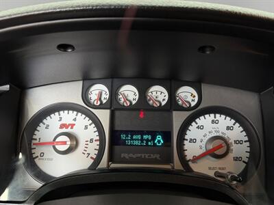 2010 Ford F-150 SVT Raptor   - Photo 20 - Lennox, CA 90304