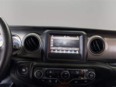 2021 Jeep Gladiator Willys - Photo 24 - Lennox, CA 90304