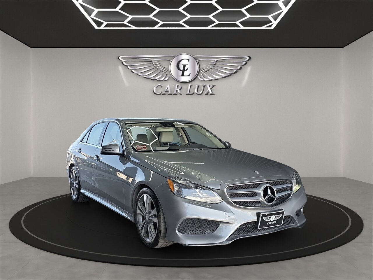 2014 Mercedes-Benz E 350 Base - Photo 1 - Lennox, CA 90304