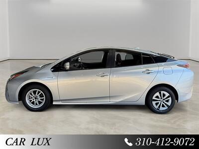 2018 Toyota Prius Two - Photo 2 - Lennox, CA 90304